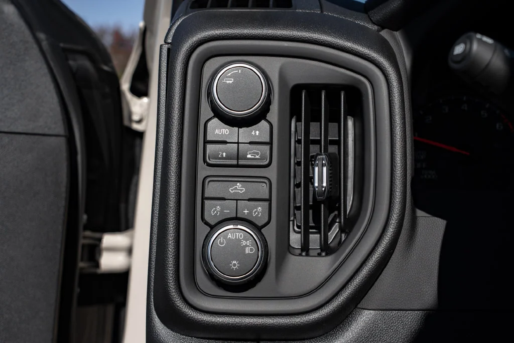2026 Chevrolet Silverado 1500 Custom - Photo 19