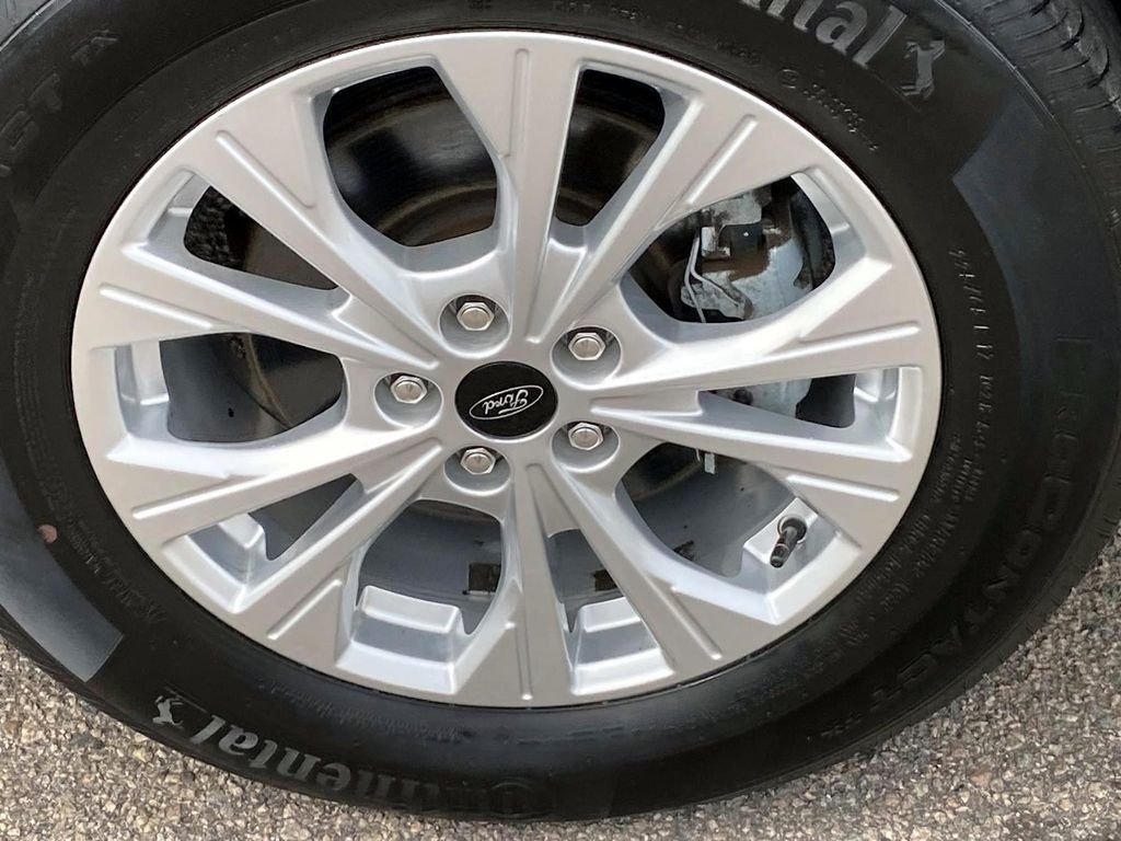 Used 2023 Black Ford Active image 28