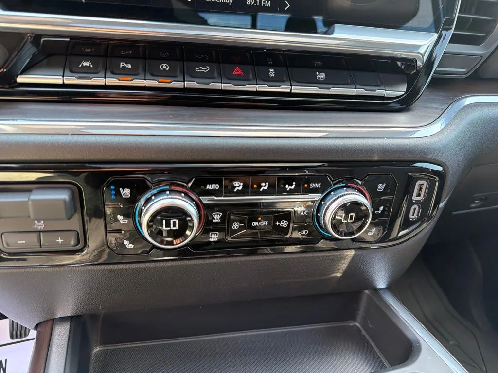Used 2024 Blue GMC SLT image 16