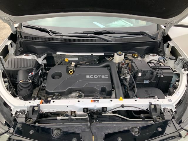 Used 2022 Iridescent Pearl Tricoat Chevrolet RS image 12