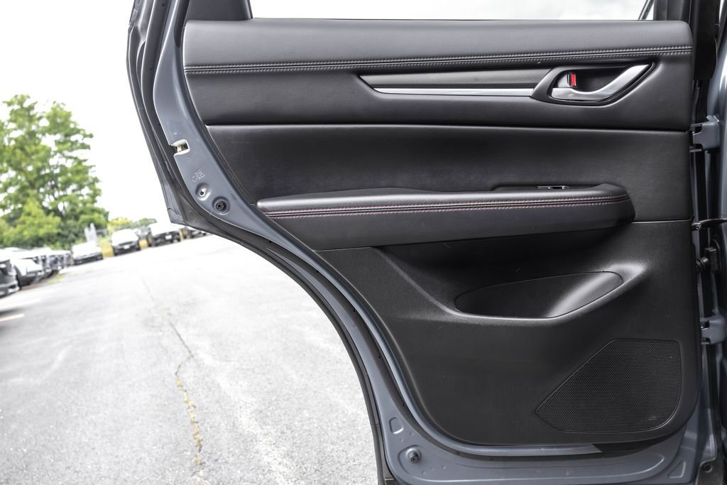 Used 2025 Gray Mazda 2.5 S Carbon Edition image 30