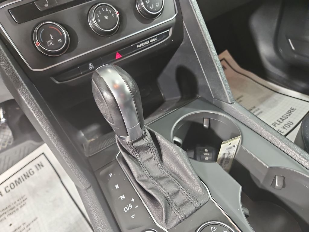 2018 Volkswagen Atlas SE - Photo 23