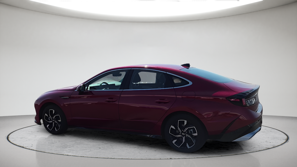 Used 2024 Red Hyundai SEL image 8