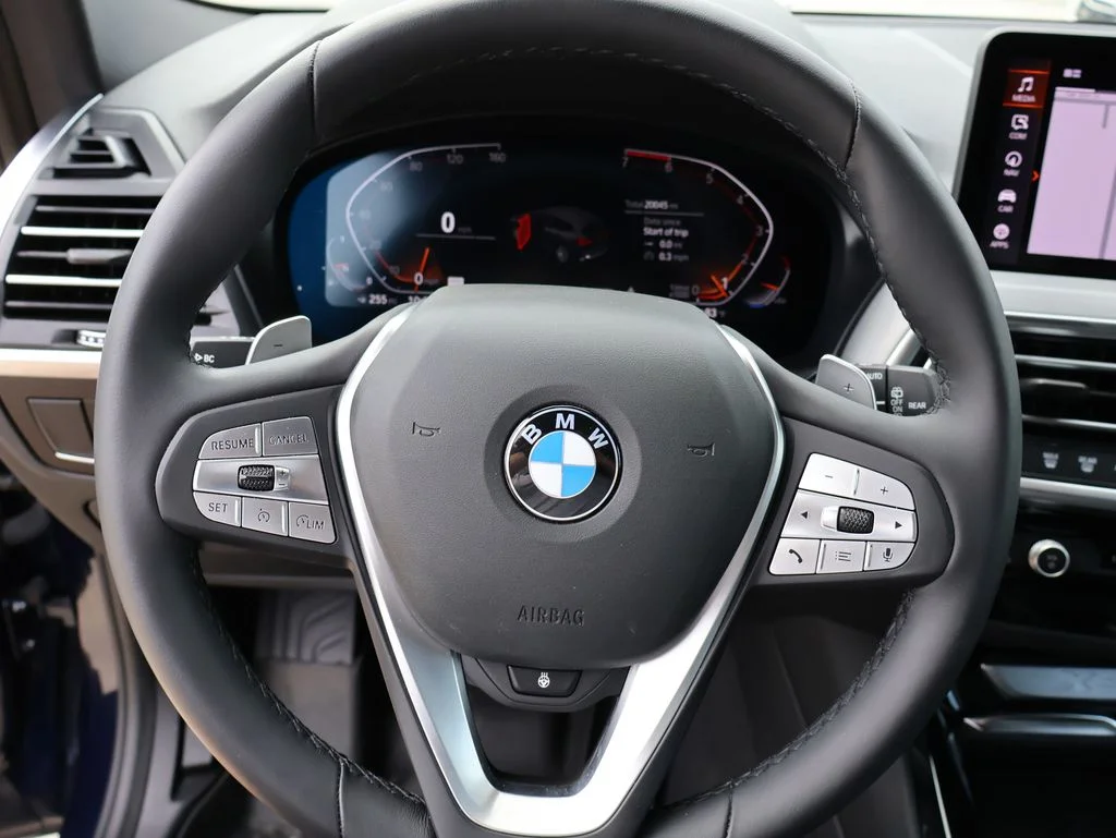 Used 2023 Blue BMW xDrive30i image 33