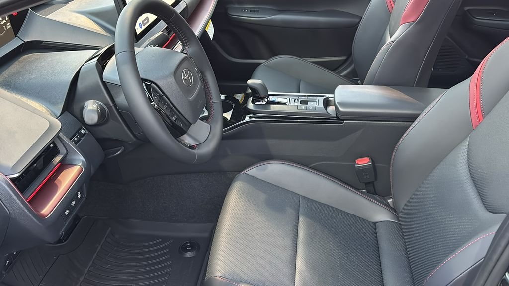 2026 Toyota Prius Plug-in Hybrid XSE Premium - Photo 29