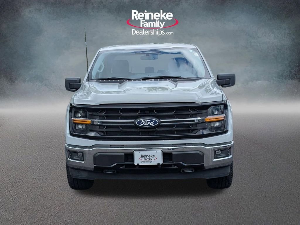 Used 2024  Ford XLT image 2