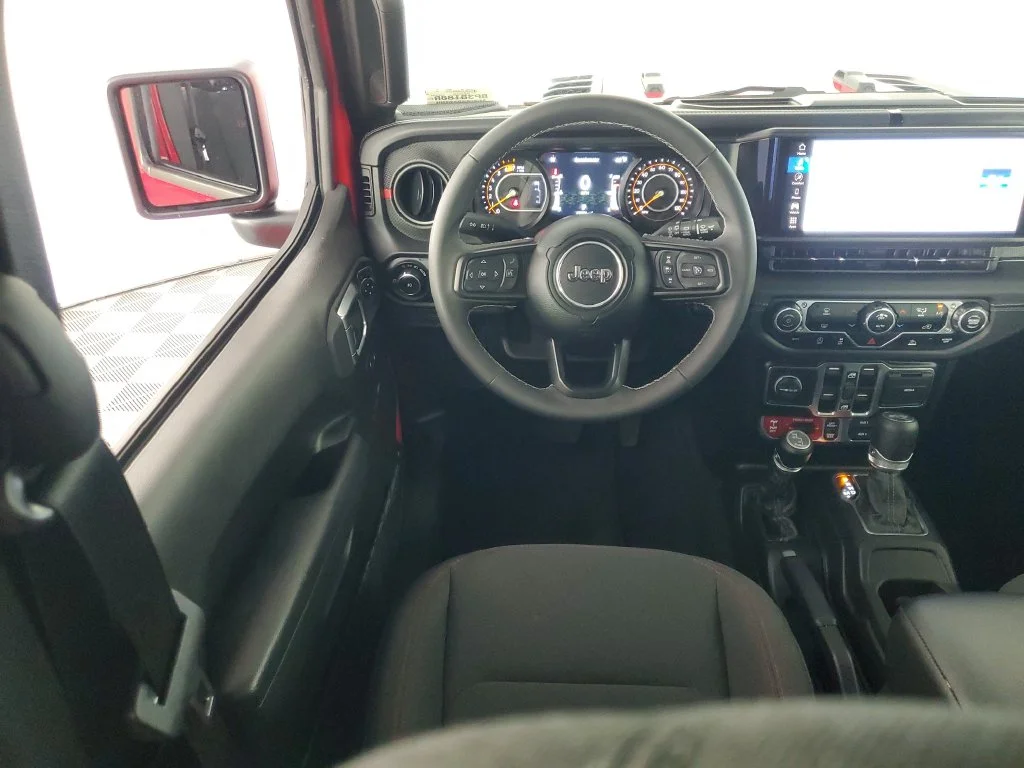 2025 Jeep Wrangler 4-Door Rubicon - Photo 15
