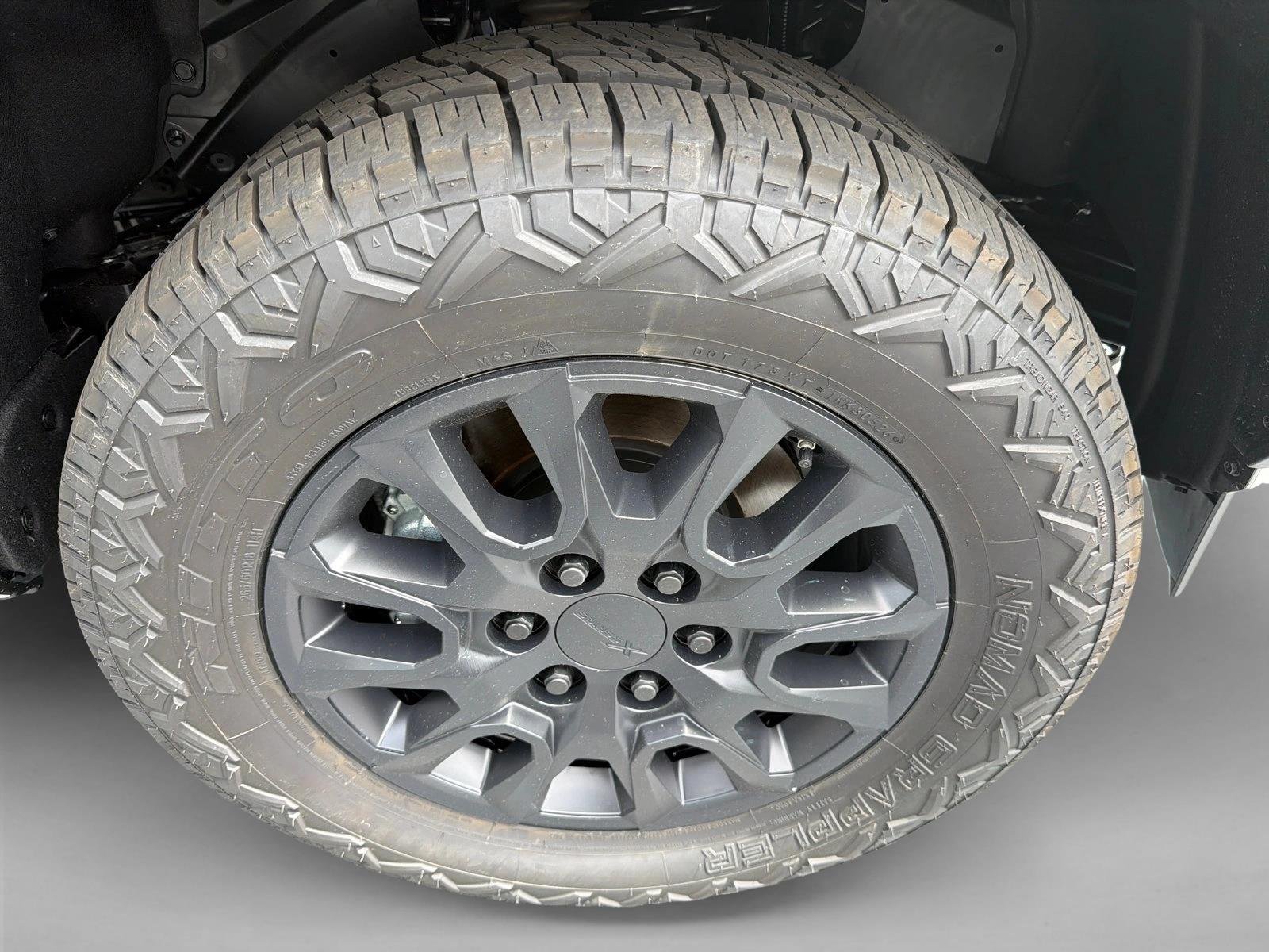 Used 2026 Ice Cap Toyota SR5 image 12
