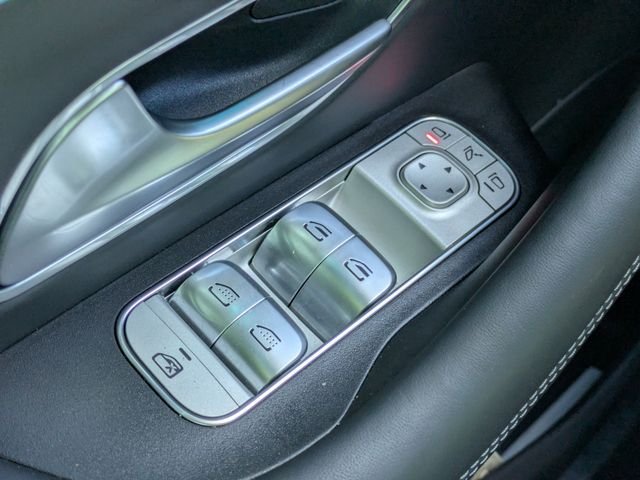 Used 2023  Mercedes-Benz Maybach GLS 600 image 31