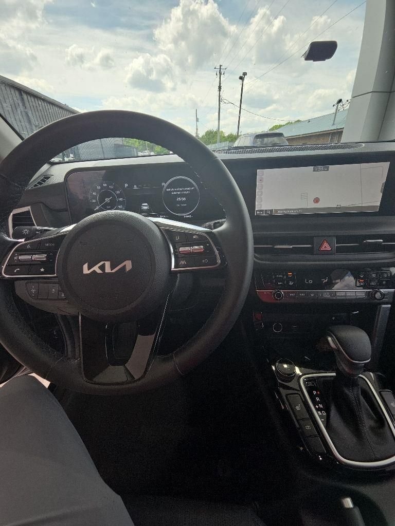 Used 2024 Blue Kia EX image 14
