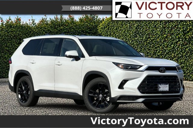 New 2026 Toyota Grand Highlander Hybrid MAX Platinum 4D Sport