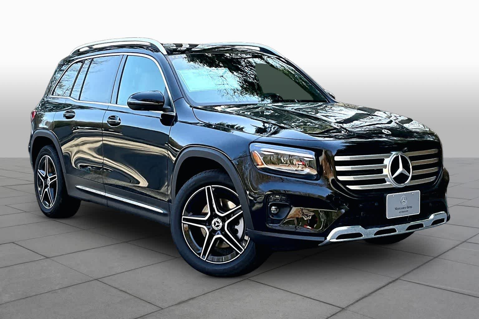 New 2026 Night Black Mercedes-Benz GLB 250 image 2