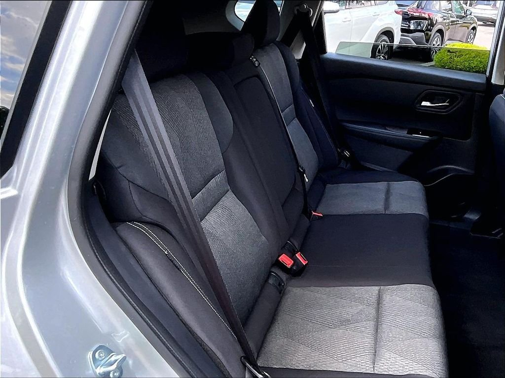 Used 2025 Silver Nissan SV image 16