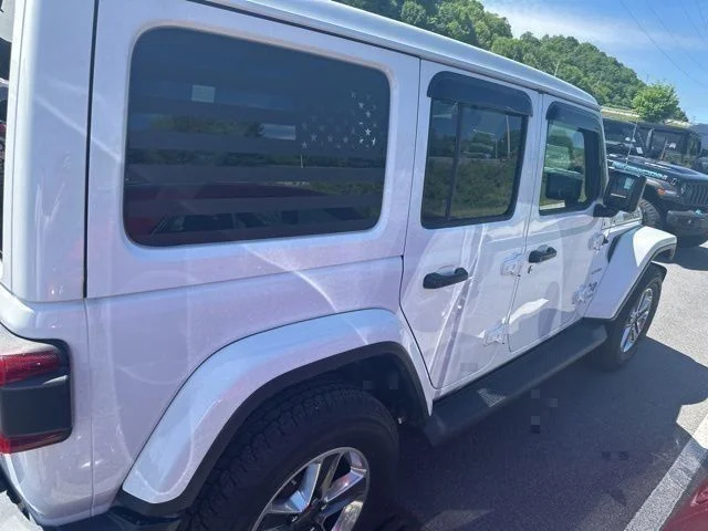 Used 2021 White Jeep Unlimited Sahara image 25