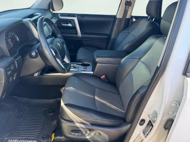 Used 2019 White Toyota SR5 Premium image 7