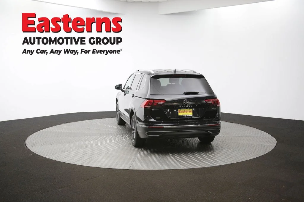 Used 2023 Black Volkswagen 2.0T SE image 34