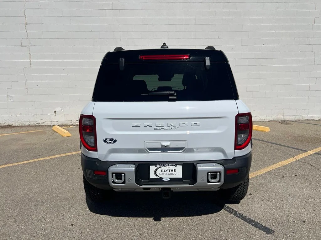 New 2026 Oxford White Ford Badlands® image 4