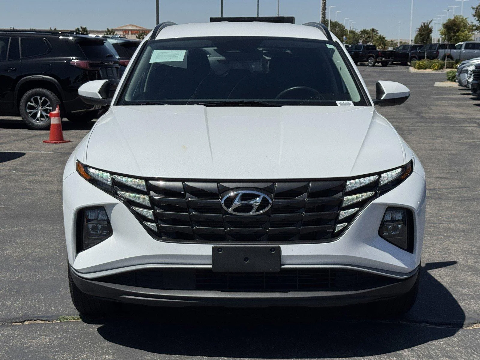 Used 2024 White Pearl Hyundai SEL image 2
