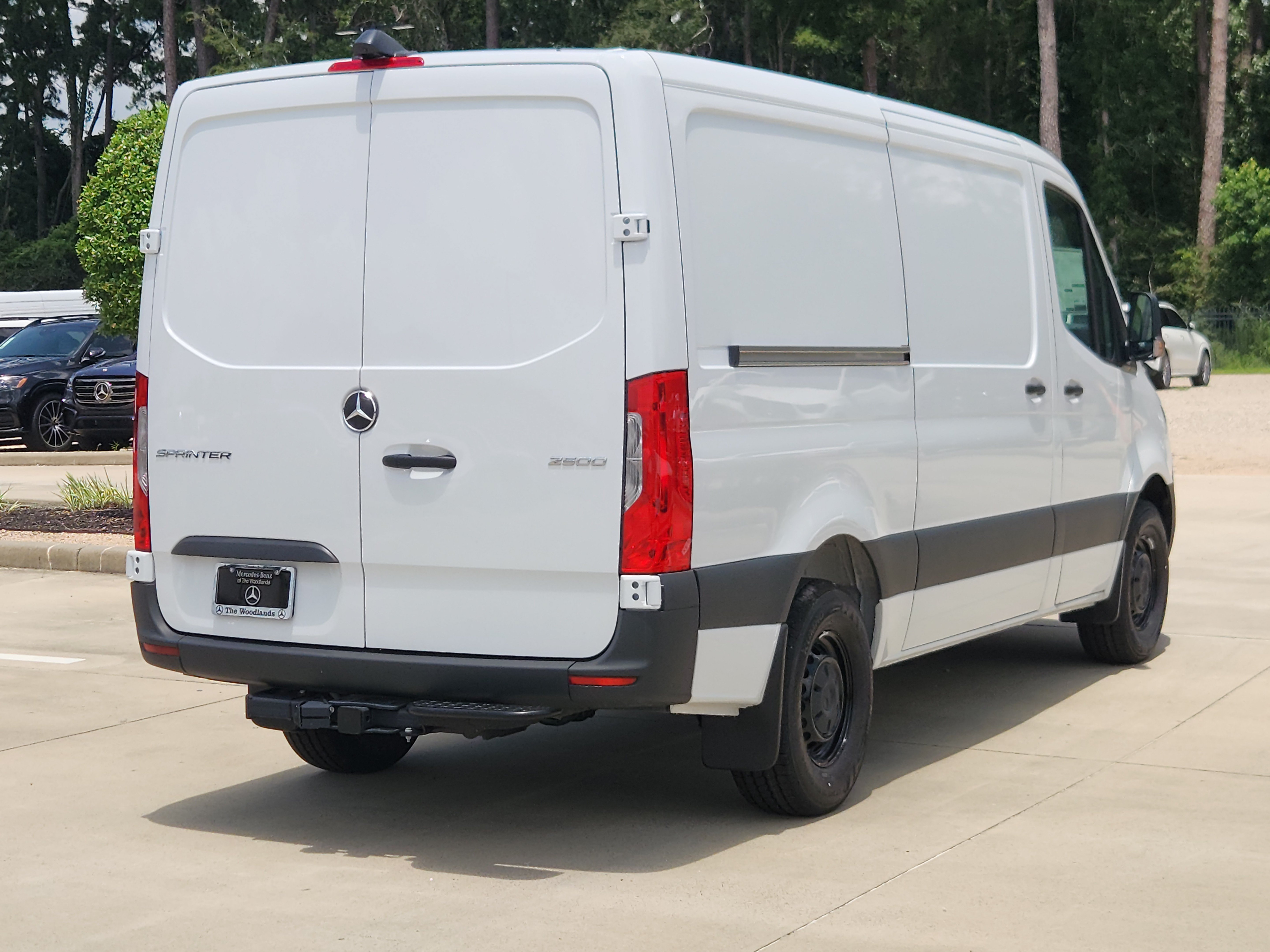 New 2026 Arctic White Mercedes-Benz Cargo 144 WB image 4