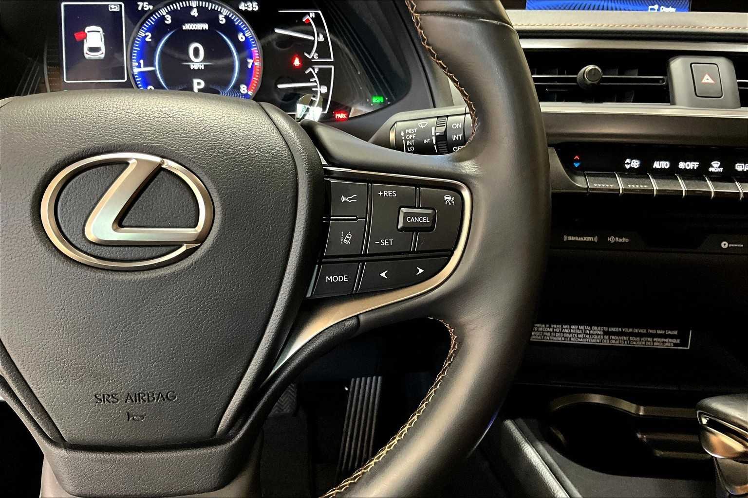 Certified Used 2022 Eminent White Pearl Lexus  image 23