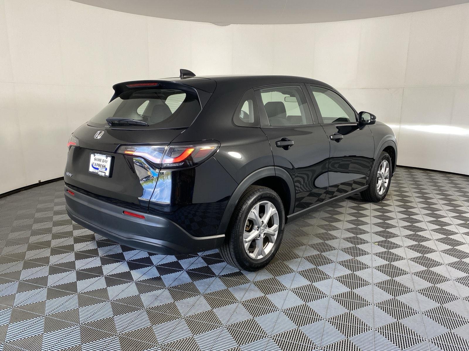 Used 2023 Crystal Black Pearl Honda LX image 8