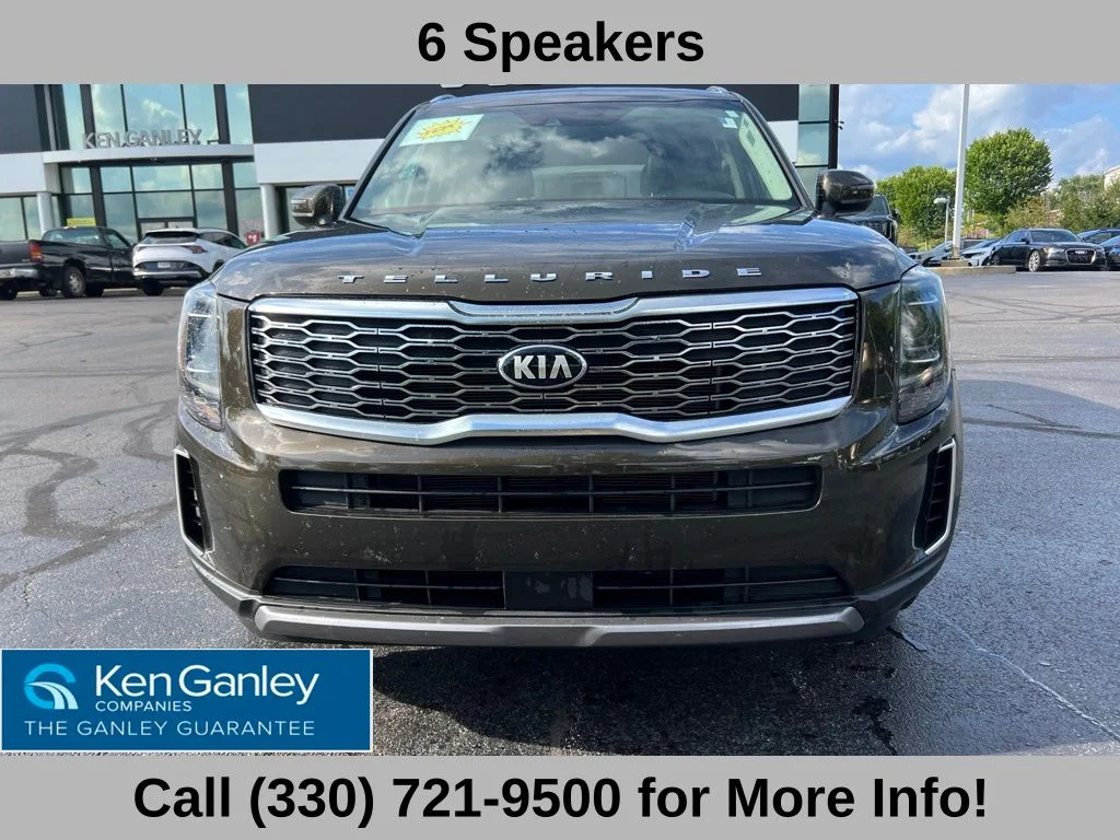 Used 2020 Green Kia S image 17