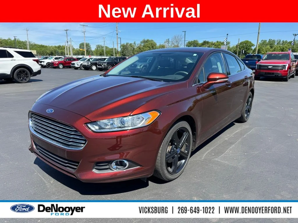 2016 Ford Fusion SE FWD's photo