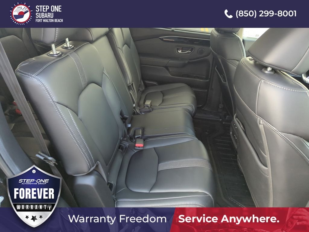 Used 2025 Black Honda EX-L image 33