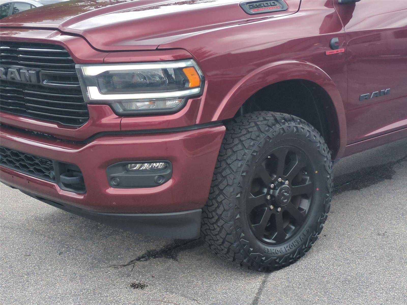 Used 2022 Delmonico Red Pearlcoat Ram Laramie image 9
