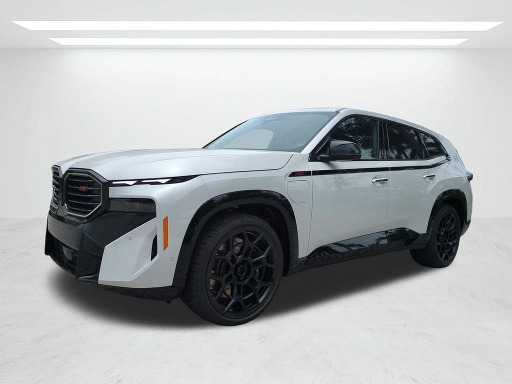 New 2026 Mineral White Metallic BMW Label image 8