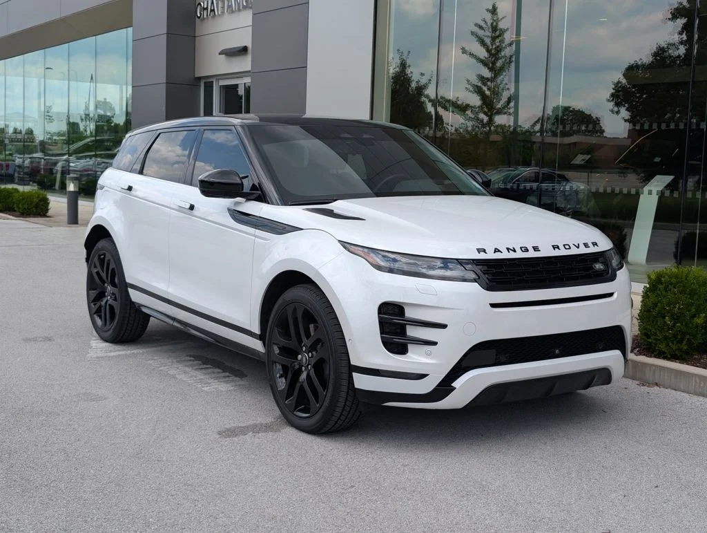 Certified Used 2024 White Land Rover Dynamic image 9