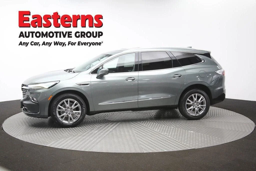 Used 2023 Green Buick Essence image 62