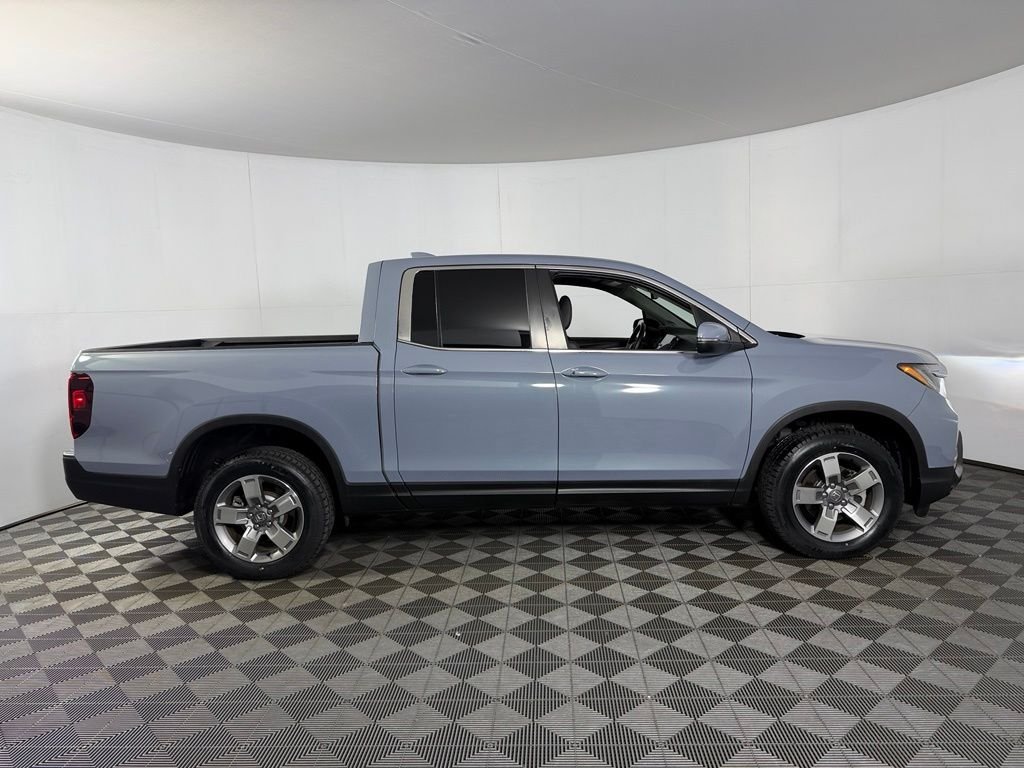 Used 2025 Gray Honda RTL image 5