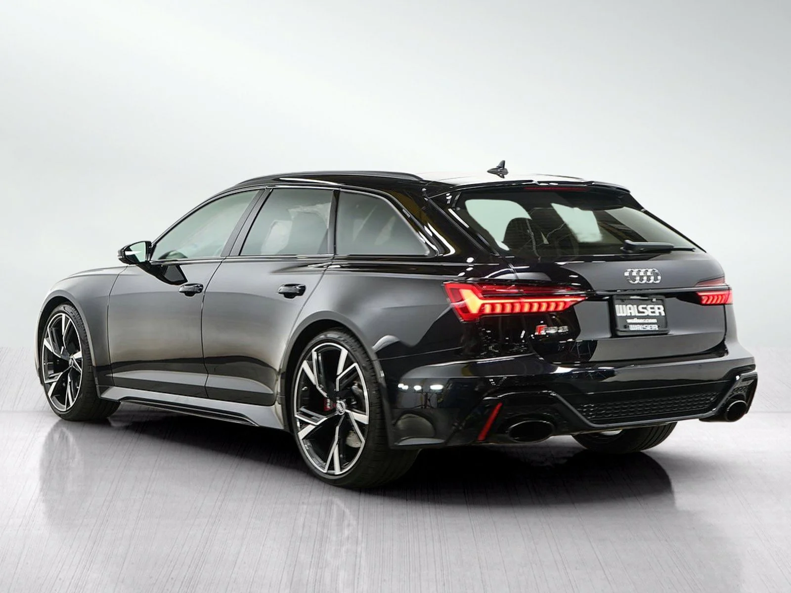 Used 2021 Mythos Black Metallic Audi 4.0 image 5