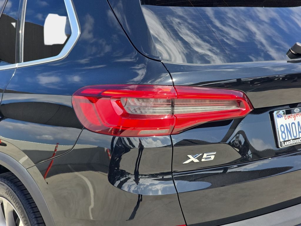 Used 2020 Black BMW sDrive40i image 38