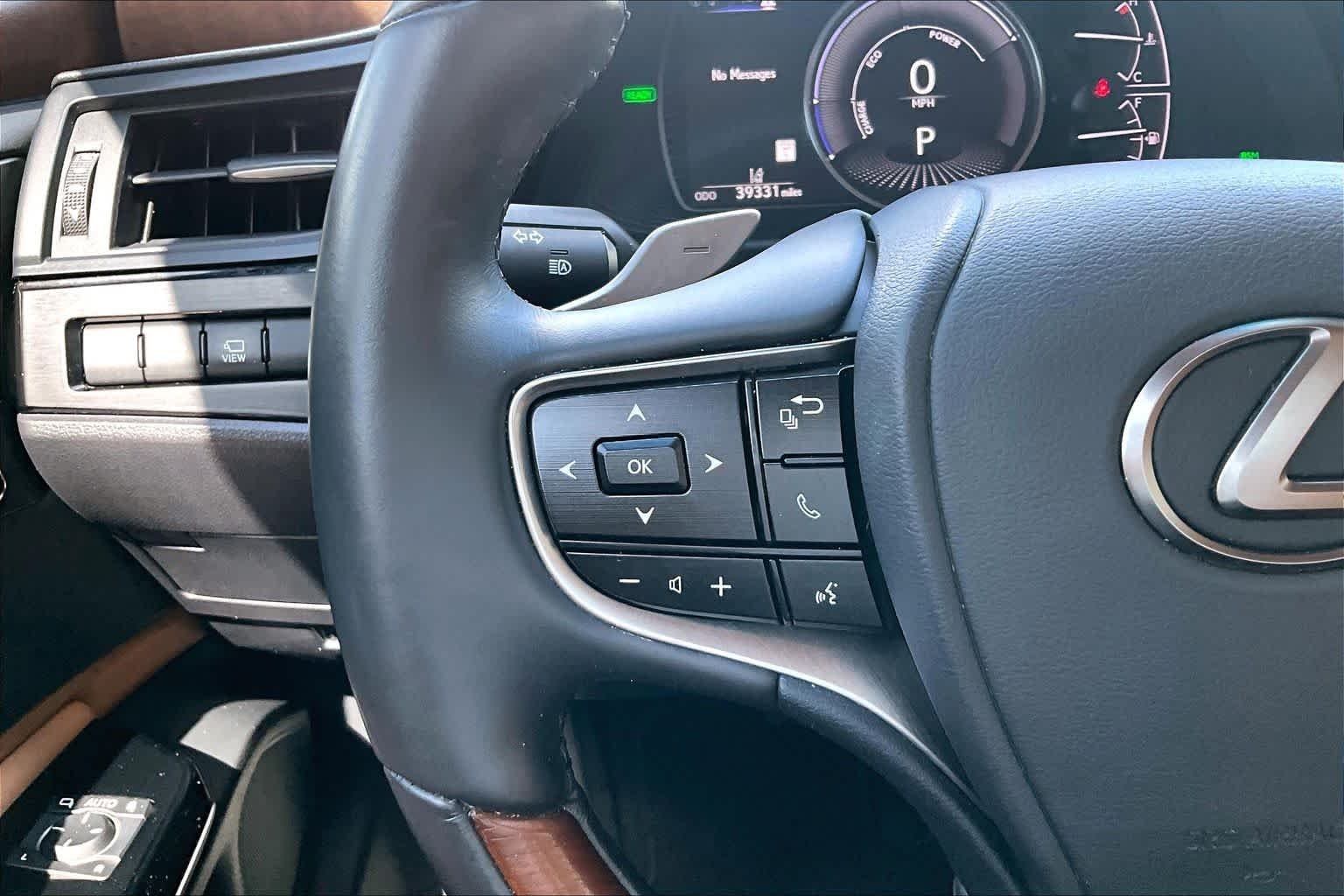 Used 2022 Moonbeam Beige Metallic Lexus Ultra Luxury image 22