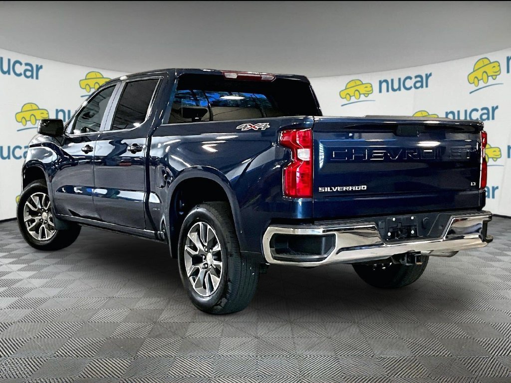 Used 2022 Blue Chevrolet LT image 4