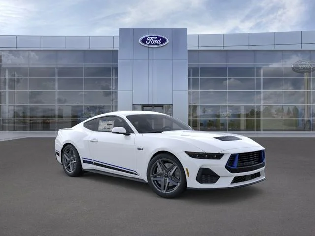 2025 Ford Mustang GT Premium - Photo 7