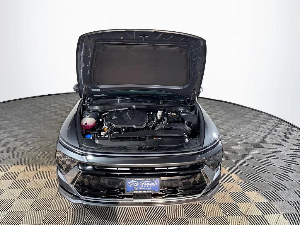 Used 2024 Gray Hyundai SEL image 21