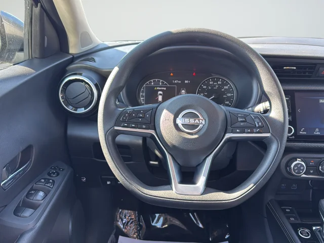 Used 2024 Gray Nissan SV image 37