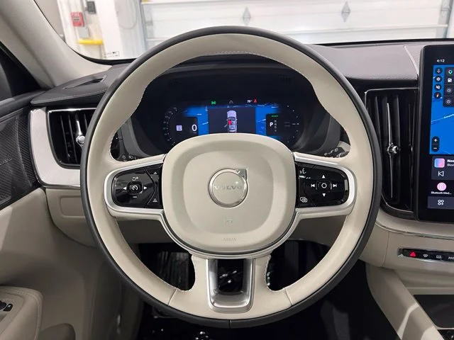 2026 Volvo XC60 Ultra - Photo 13