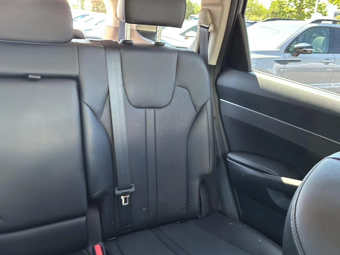 Used 2023 Everlasting Silver Kia S image 17