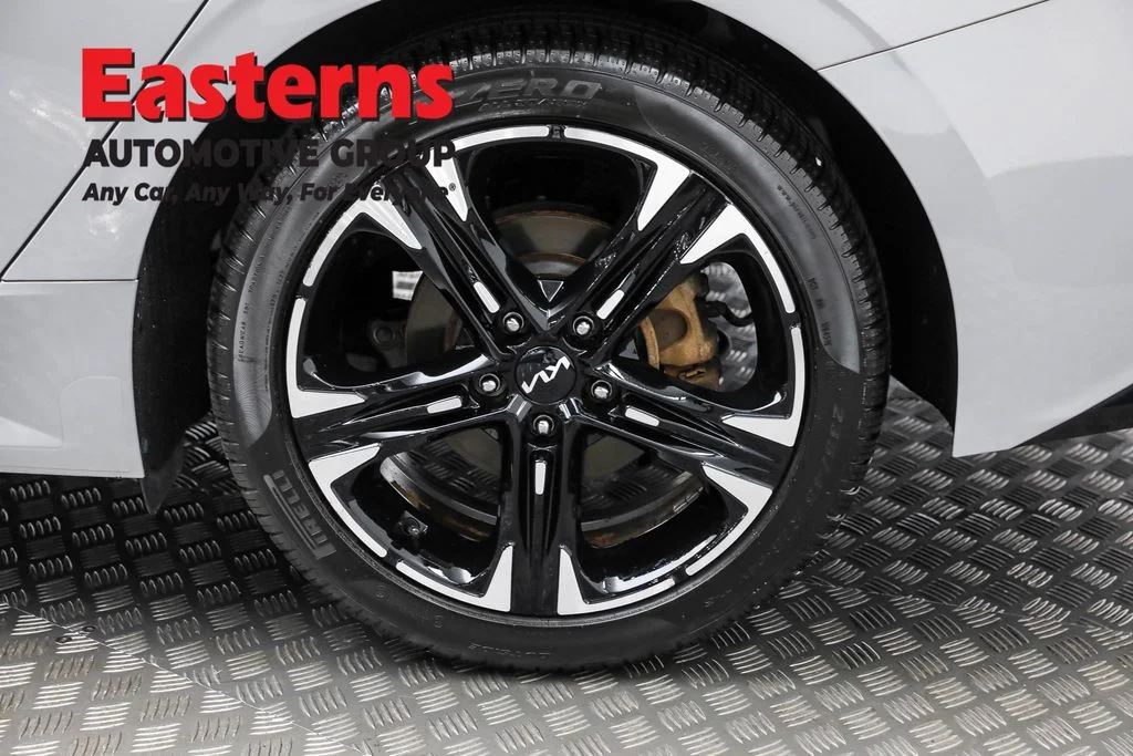 Used 2022 Gray Kia GT-Line image 32