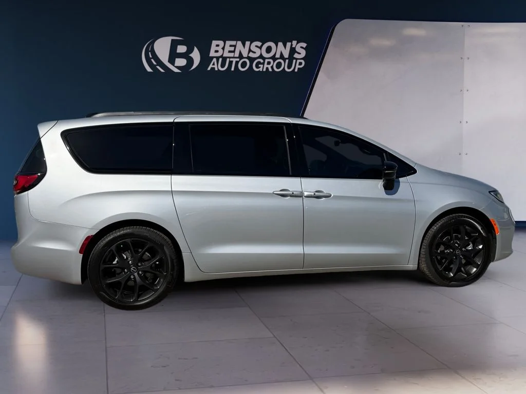 New 2026 Silver Chrysler Limited image 6