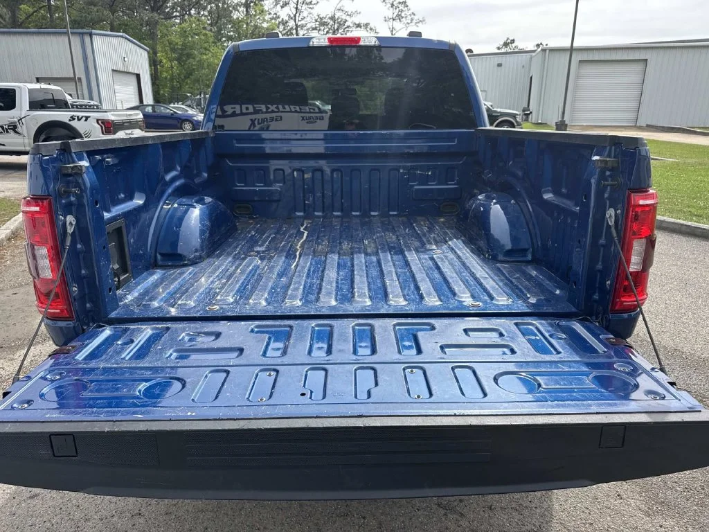 Used 2023 Blue Ford XLT image 19