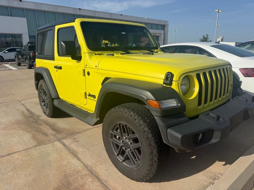 Used 2024 High Velocity Clearcoat Jeep Sport S image 6