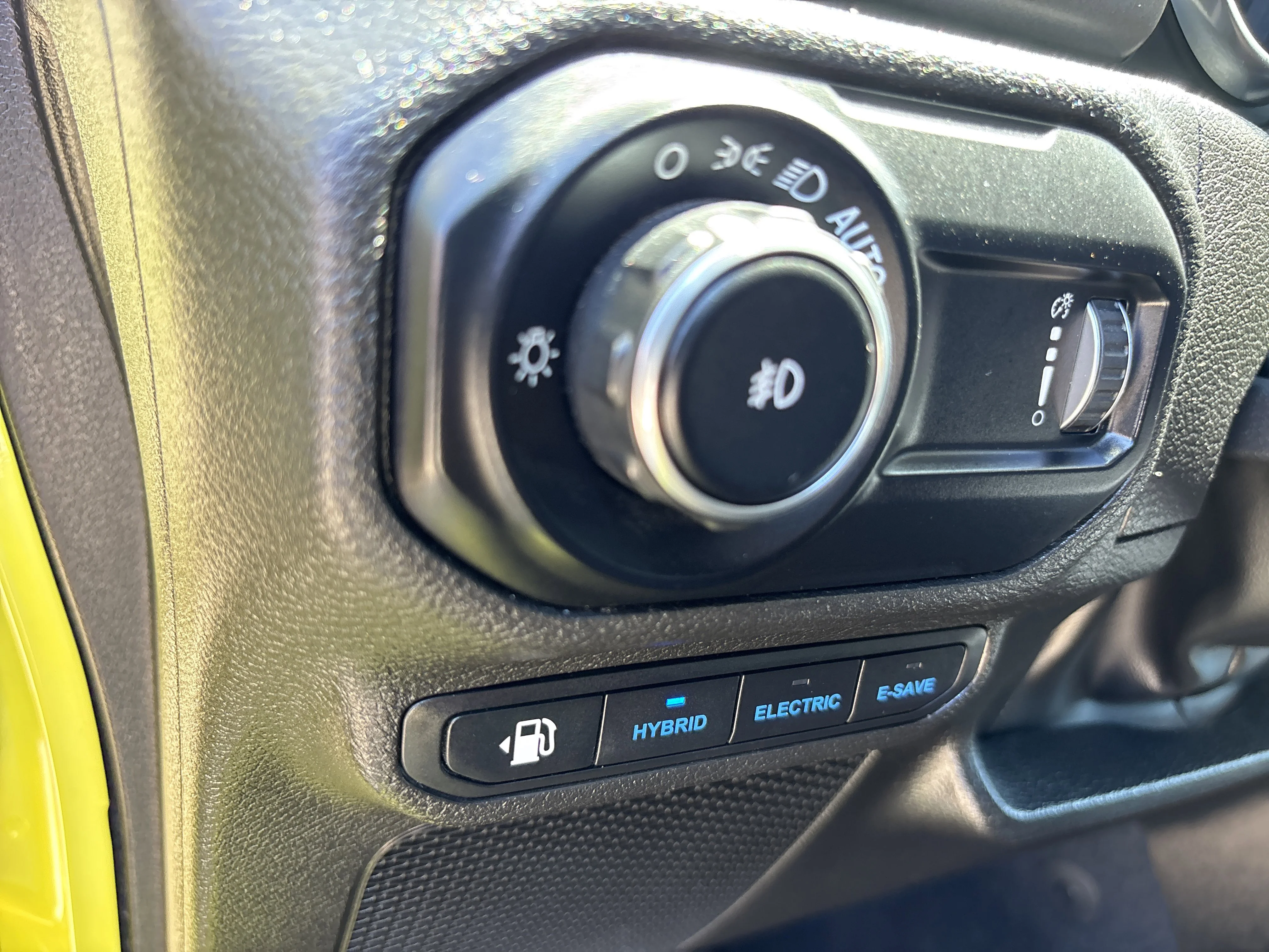 Used 2023 High Velocity Clearcoat Jeep Rubicon 4xe image 27