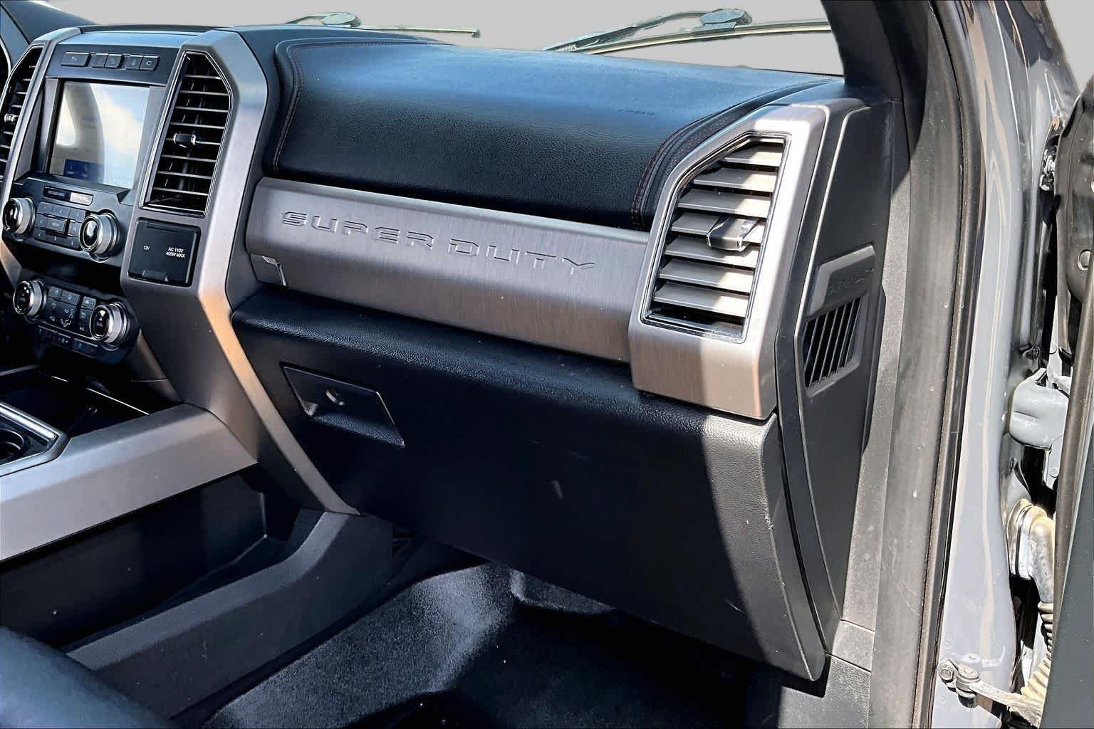 Used 2021 Lithium Gray Ford Platinum image 19