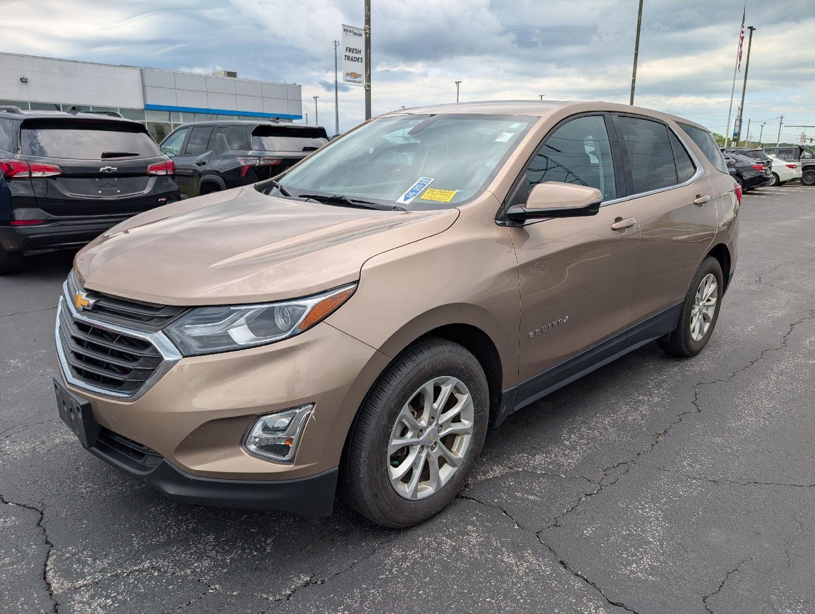 Used 2018 Sandy Ridge Metallic Chevrolet LT image 4