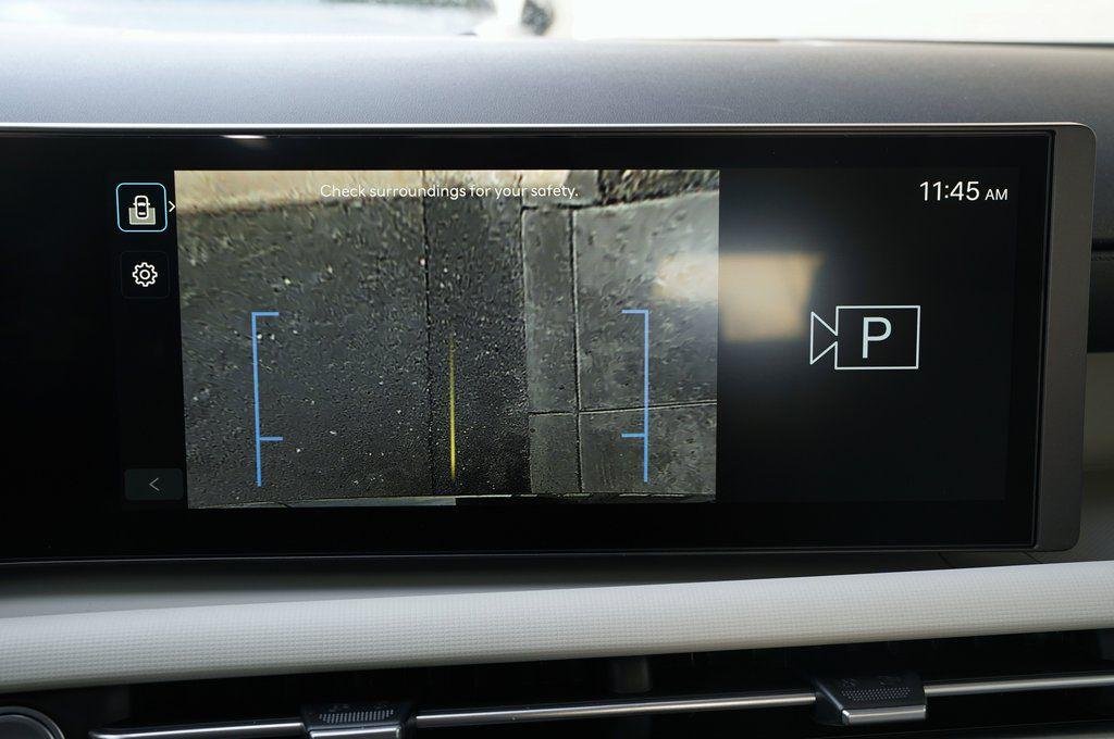 New 2026 Phantom Black Hyundai SE image 19